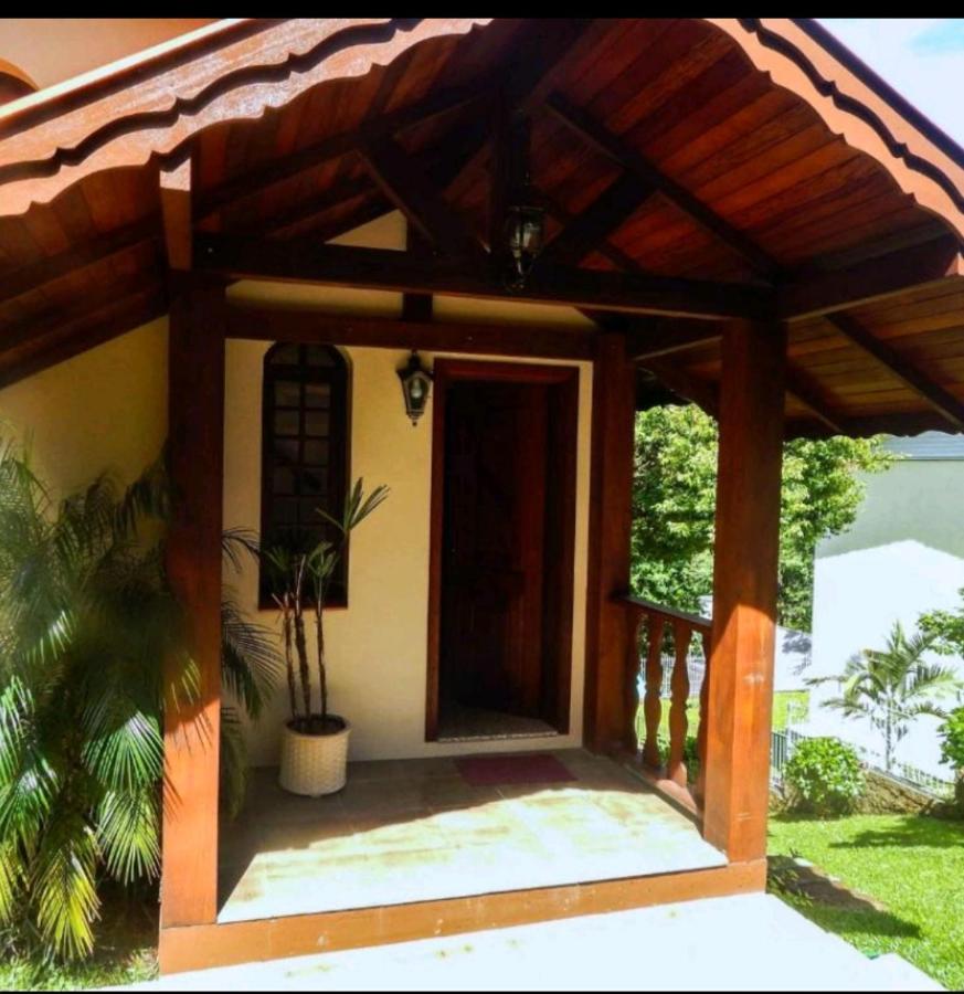 Casa Nobre Gramado Villa Bagian luar foto